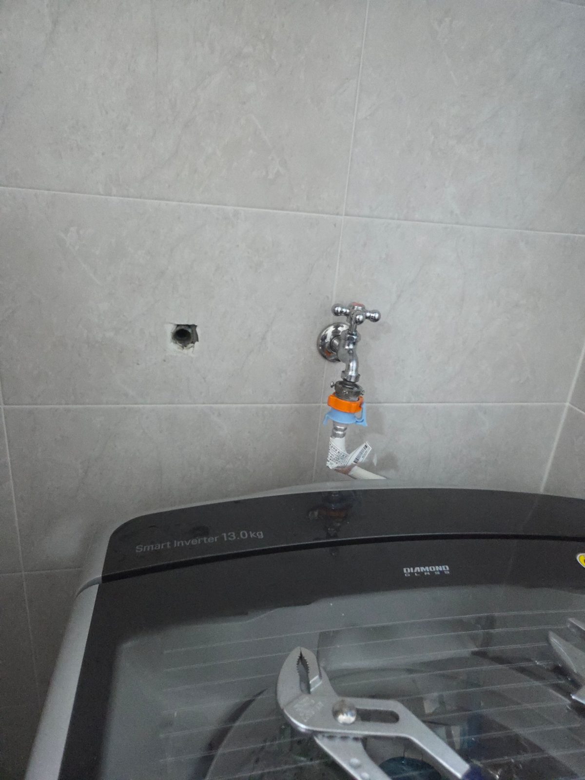 용인 수지 세탁기수전 교체, 낡은 탭 새것으로 기존 수전 철거